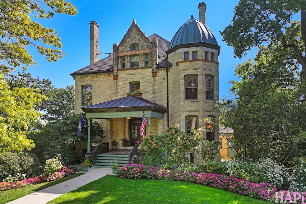 34 Logan Loop unit 242, Highland Park, IL 60035 - photo 1