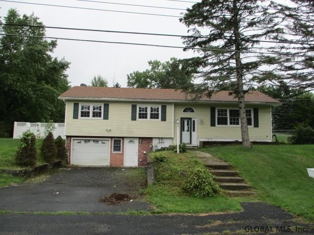 7 Meadowlark Ln, Wynantskill, NY 12198 - photo 1