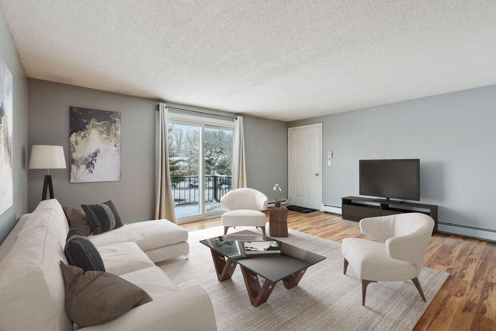 4 Academy Place unit 8, Saco, ME 04072 - photo 1