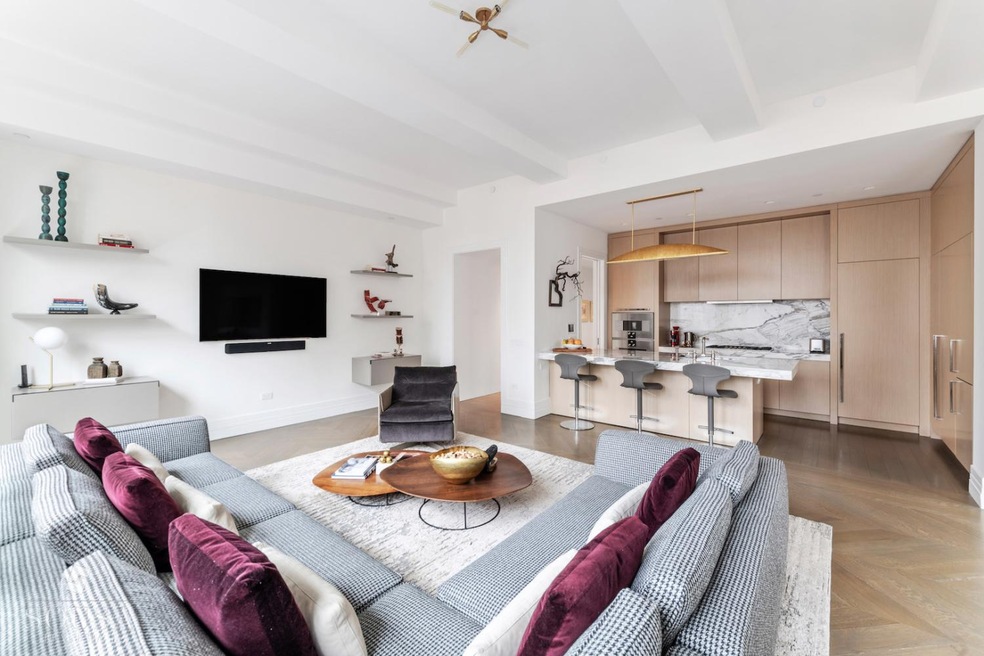 212 5th Ave unit 12-A, New York, NY 10010 - photo 1