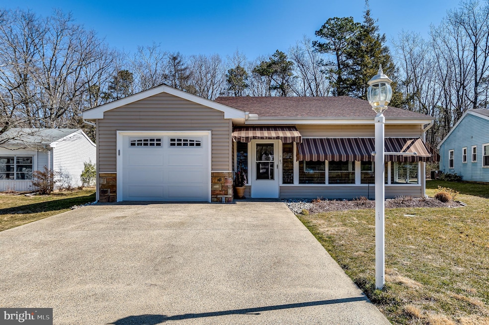 46 Huntington Dr, Southampton, NJ 08088 - photo 1