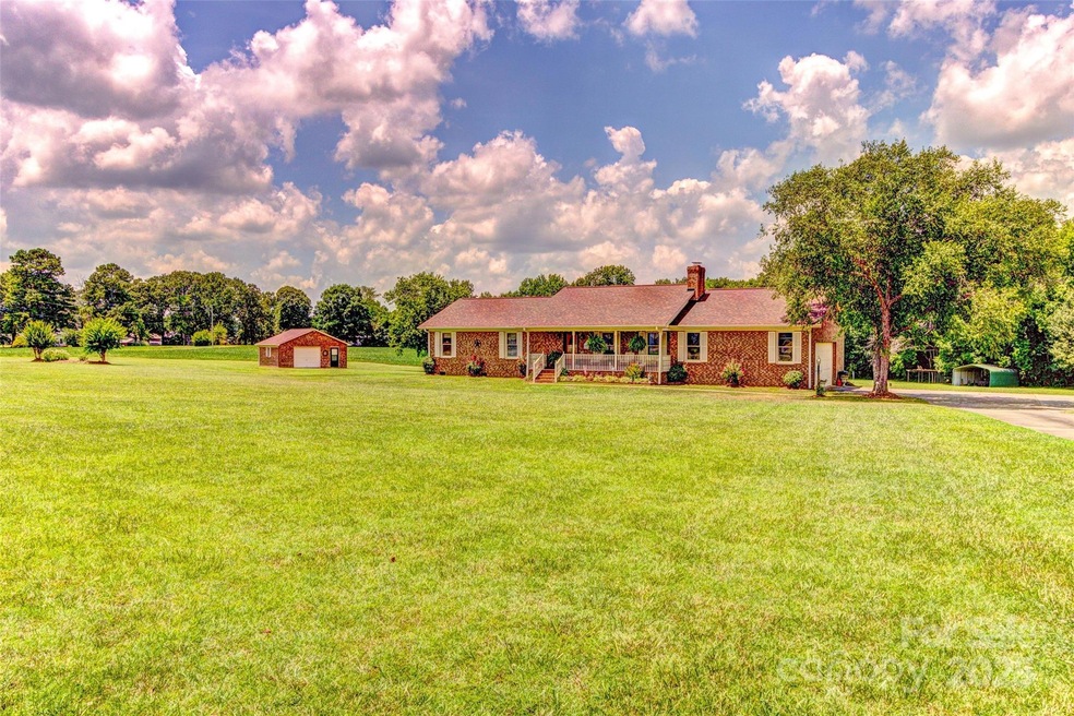 Pending $495,000
