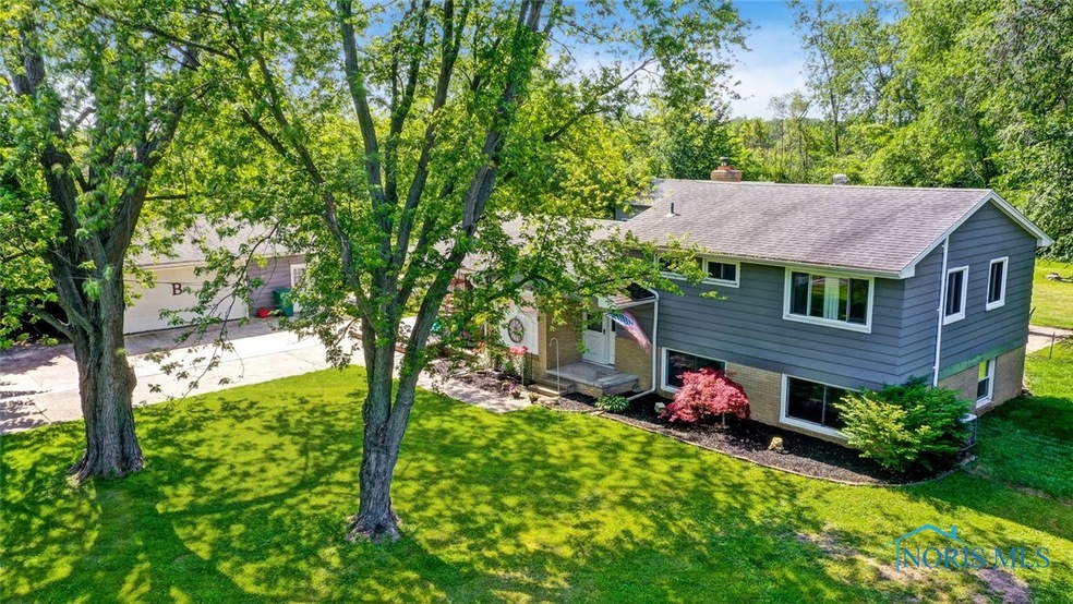 1769 Recker Rd, Perrysburg, OH 43551 - photo 1