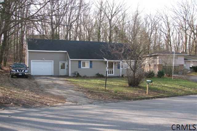 195 S Kingsboro Ave, Gloversville, NY 12078 - photo 1