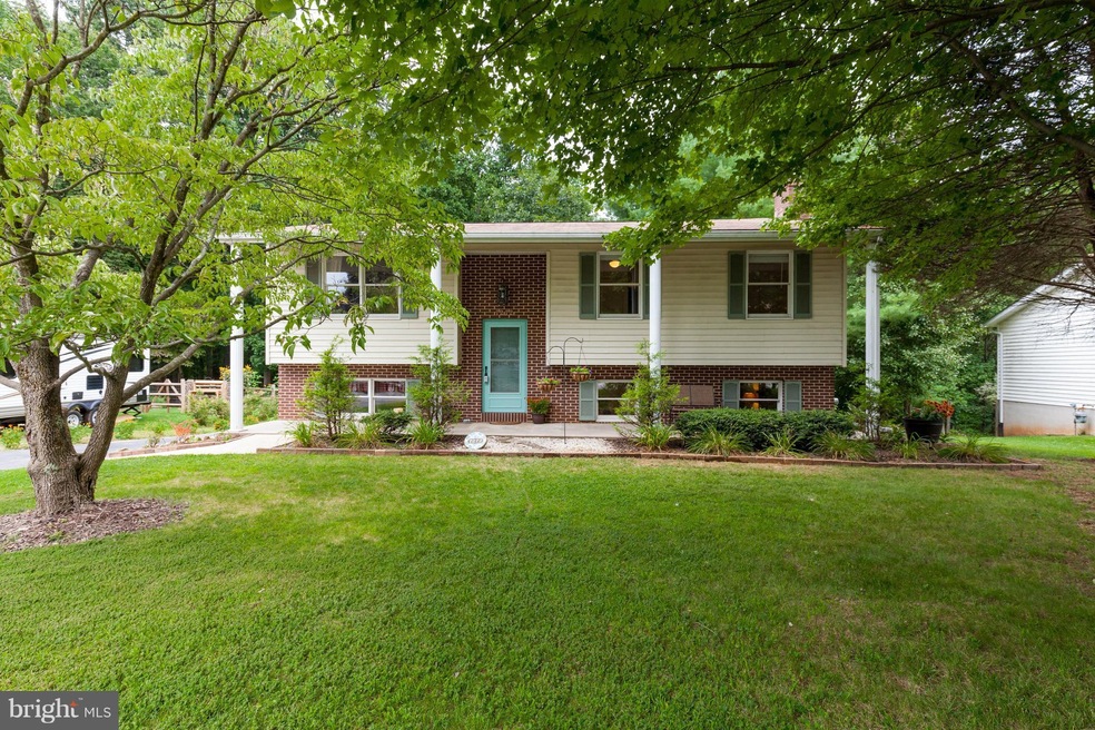 7272 Pommel Dr, Sykesville, MD 21784 - photo 1