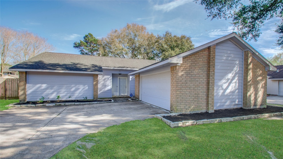 15327 Meadow Village Dr, Houston, TX 77095 - photo 1