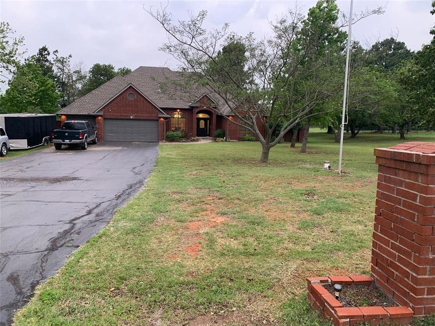 100 Dee Dr, Shawnee, OK 74804 - photo 1