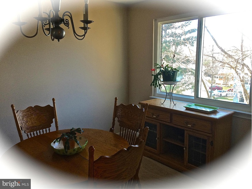 317 Double Eagle Dr, Linthicum Heights, MD 21090 - photo 1