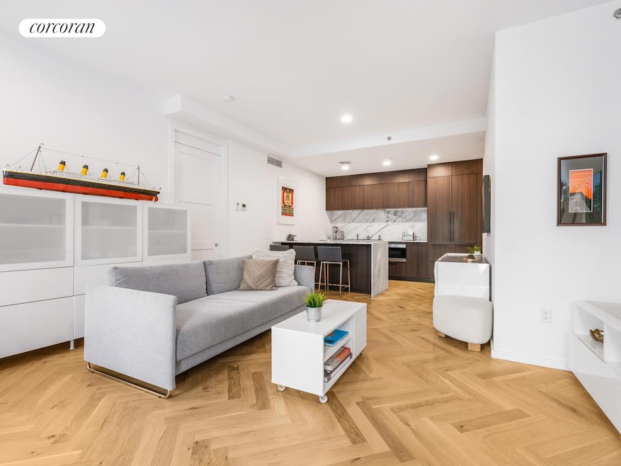 805 Washington Ave unit 2D, Proshei, NY 11238 - photo 1