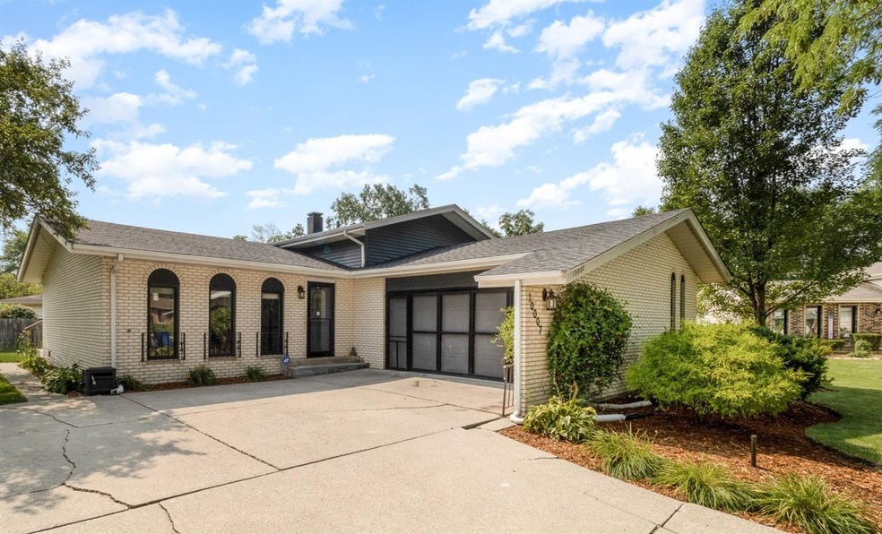 10007 Garfield Ct, Crown Point, IN 46307 - photo 1