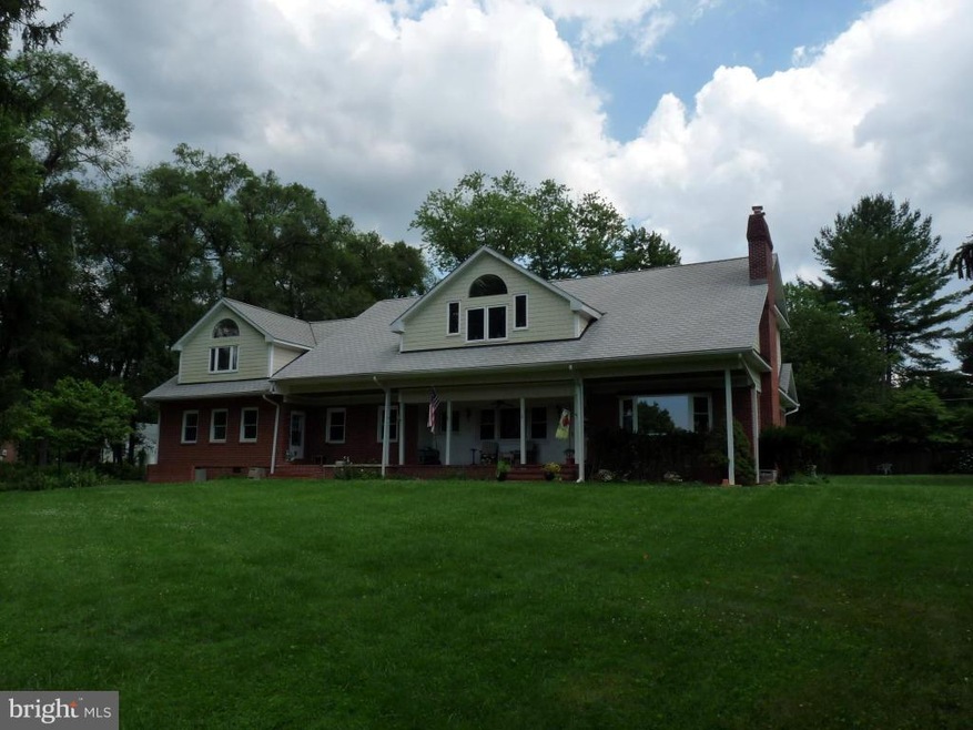 527 Saint Francis Rd, Towson, MD 21286 - photo 1