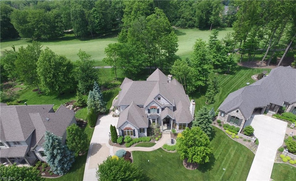 380 Club Dr W, Aurora, OH 44202 - photo 1