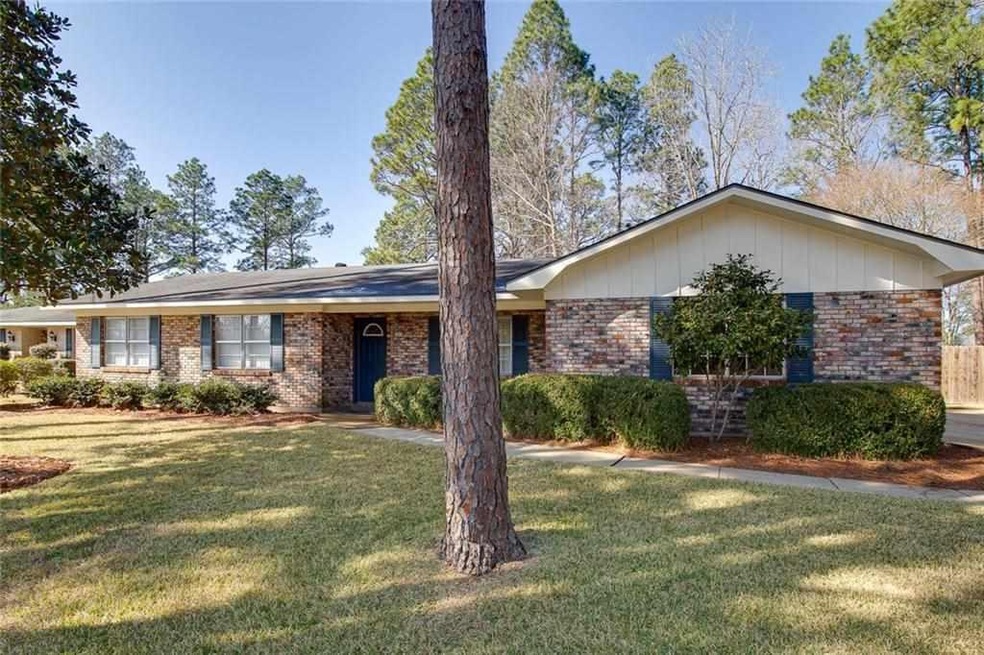 251 Fendler Pkwy, Pineville, LA 71360 - photo 1