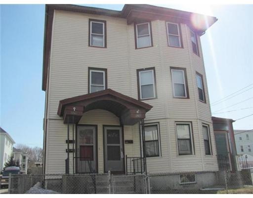 524 Hunt St, Central Falls, RI 02863 - photo 1