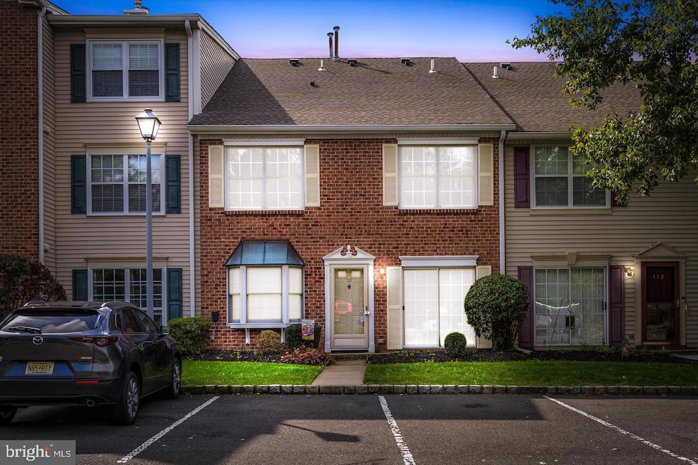 For Rent $2,400/month