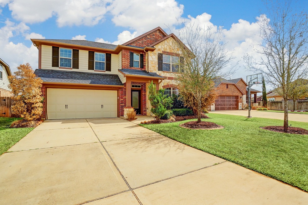 Welcome home to 12323 Spellbrook Point! This gorgeous house has no rear neighbors!