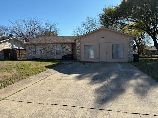 916 Tulip Trail, Mesquite, TX 75149 - photo 1