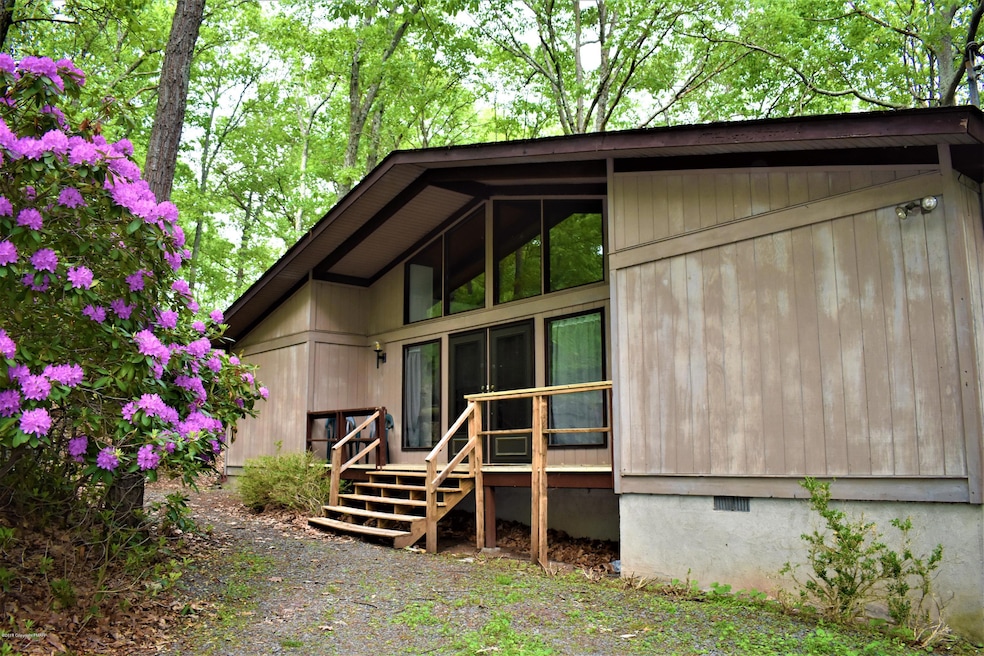 348 Valley Rd, Canadensis, PA 18325 - photo 1