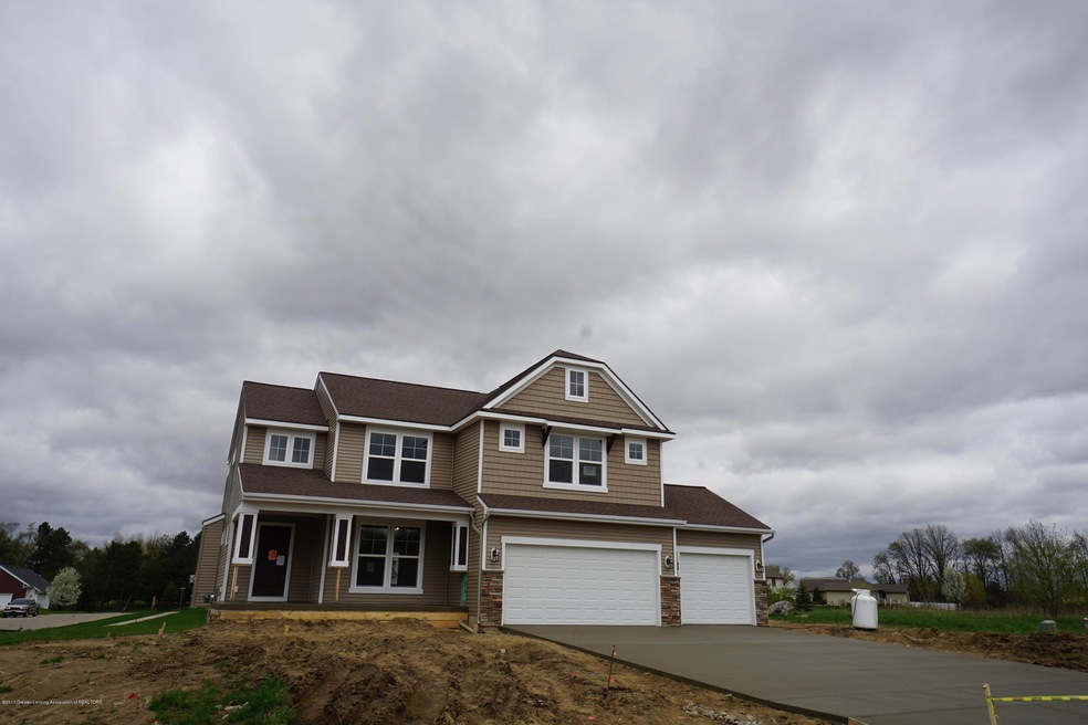 7932 Crayton Rd, Grand Ledge, MI 48837 - photo 1