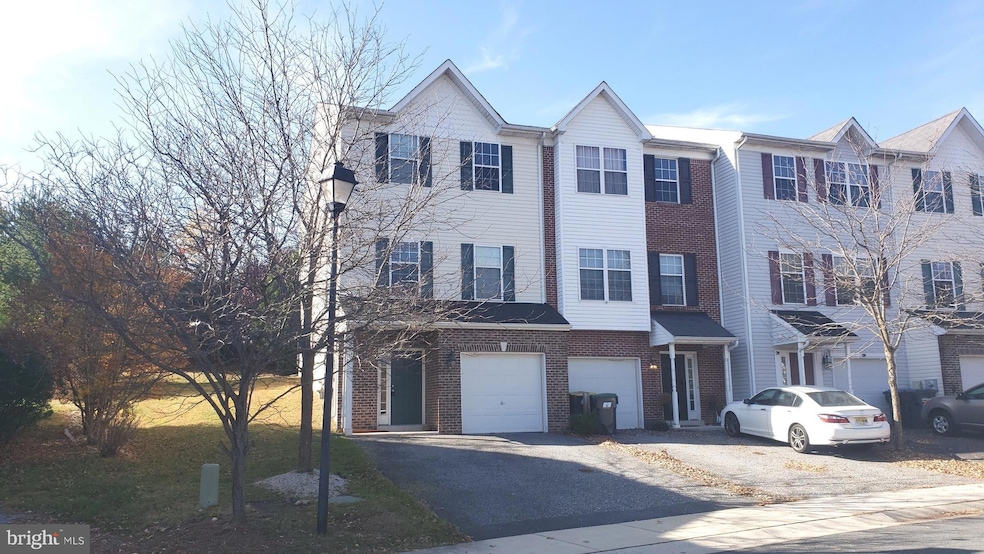 146 Pumpkin Patch Ln, Hockessin, DE 19707 - photo 1