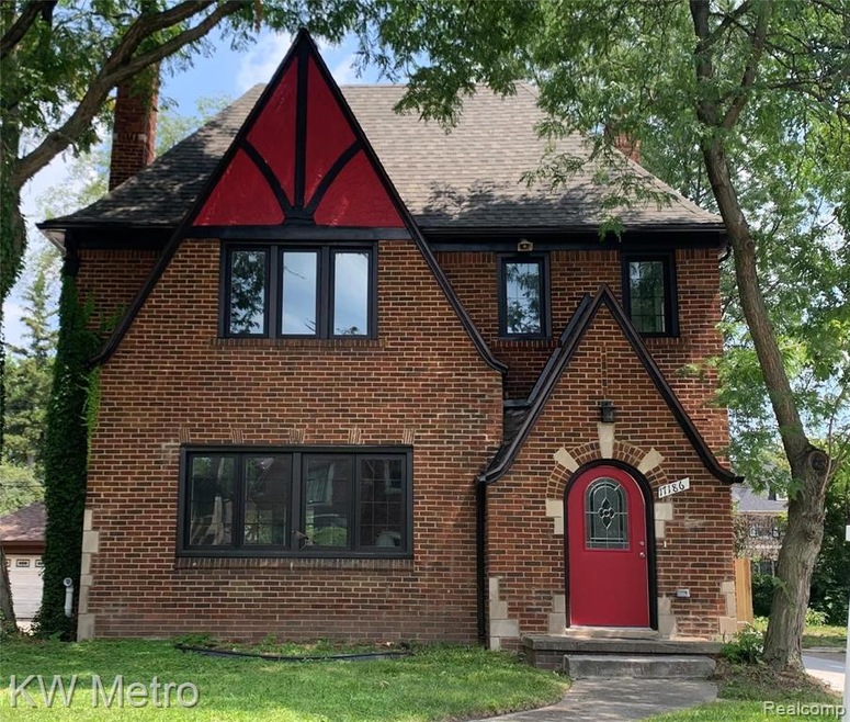 Sold $399,900 • Co-Listing Agent