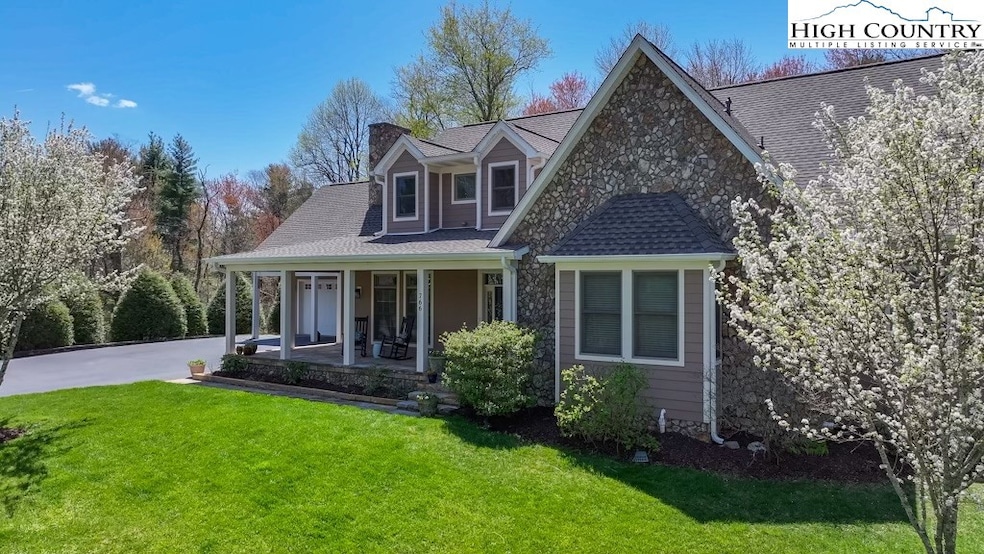 766 Parkcrest Dr, Boone, NC 28607 - photo 1
