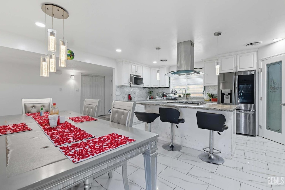 4508 Axminster St, Bakersfield, CA 93307 - photo 1