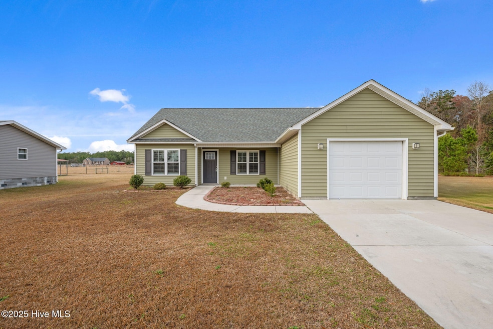 990 Lee Landing Rd, New Bern, NC 28560 - photo 1