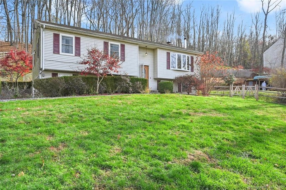 21 Erickson Rd, New Milford, CT 06776 - photo 1