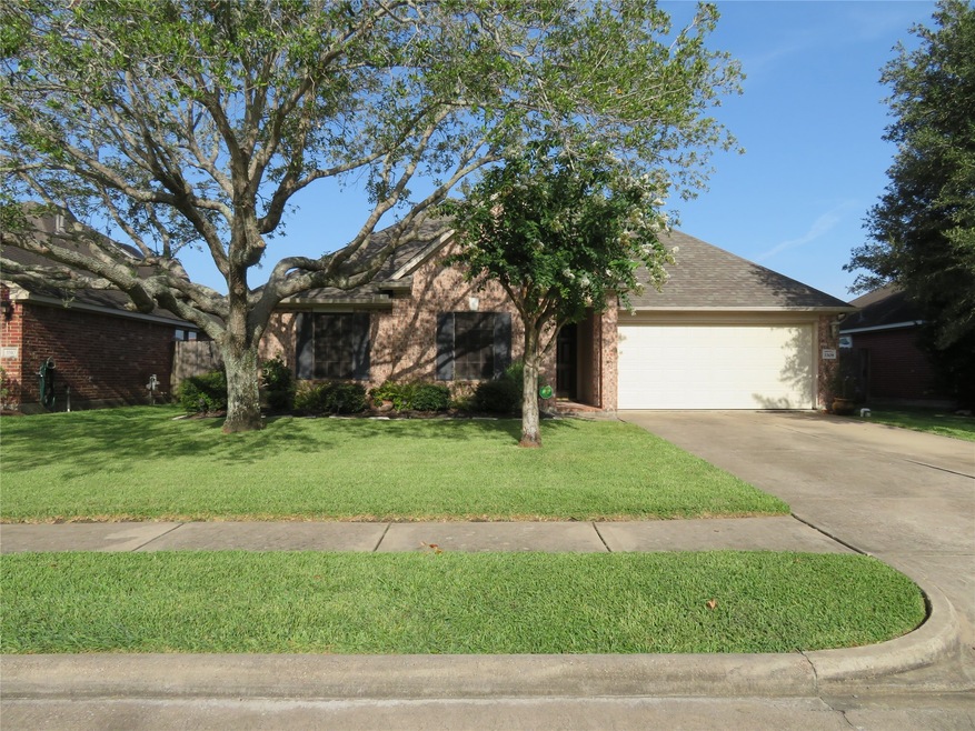 View from the street, nice well kept yard
