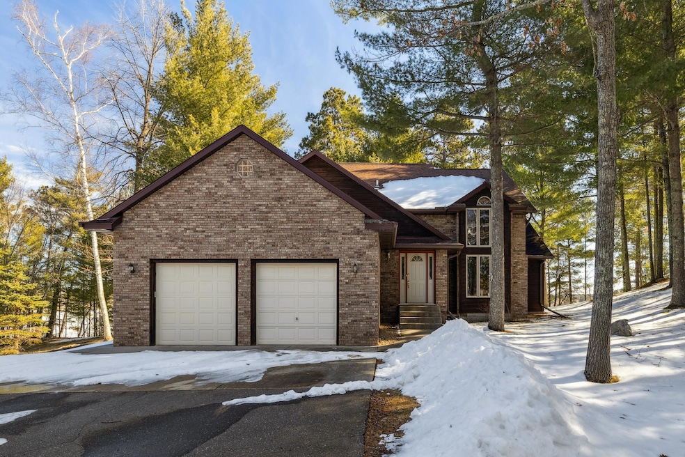 Sold $700,000 • Co-Listing Agent