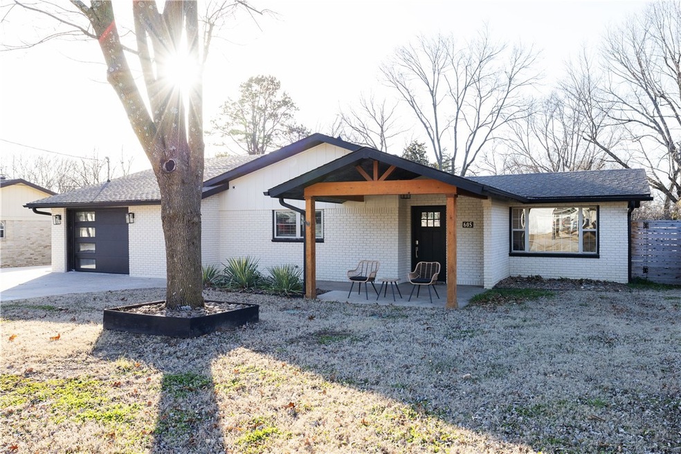 605 NW J St, Bentonville, AR 72712 - photo 1