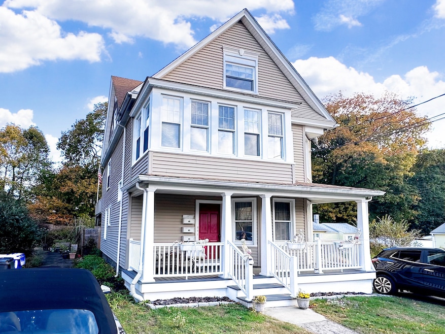 76 Nichols Ave, Fairfield, CT 06825 - photo 1