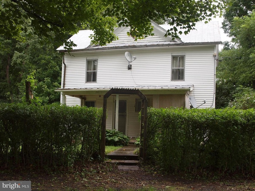 147 Joseph Ln, Brandywine, WV 26802 - photo 1