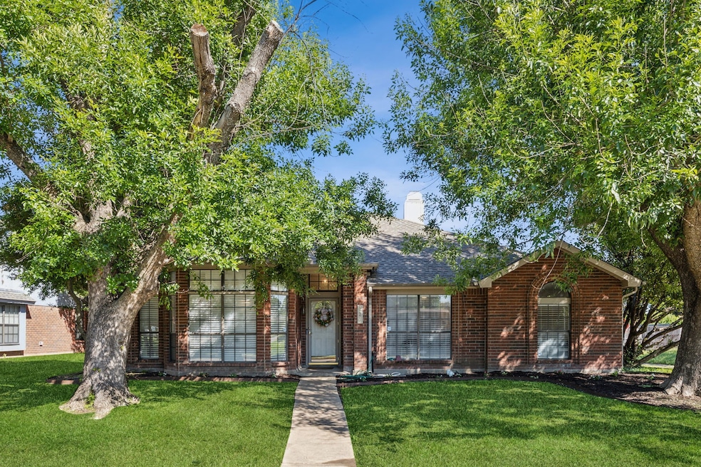 Under Contract $340,000