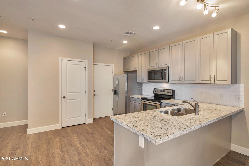 Granite&Wood