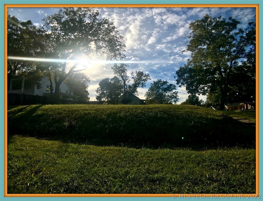 901 S Broadway Ave, Ada, OK 74820 - photo 1