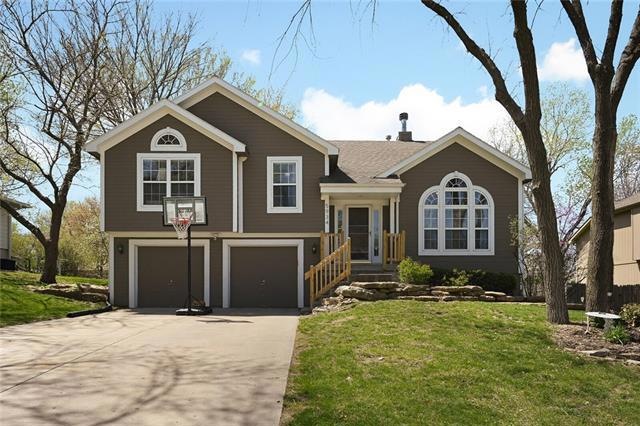 5934 W Richards Dr, Shawnee, KS 66216 - photo 1