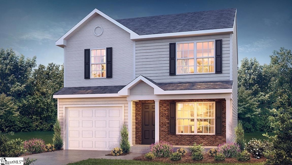 700 Oak Ridge Dr, Clinton, SC 29325 - photo 1