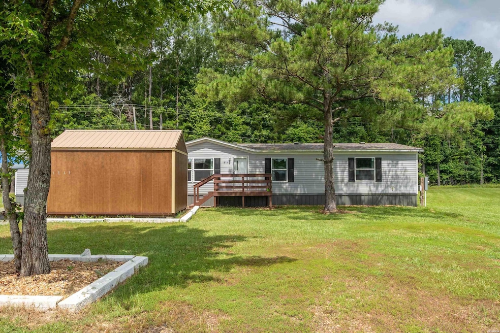 1313 Madeline Cir, Benton, AR 72015 - photo 1