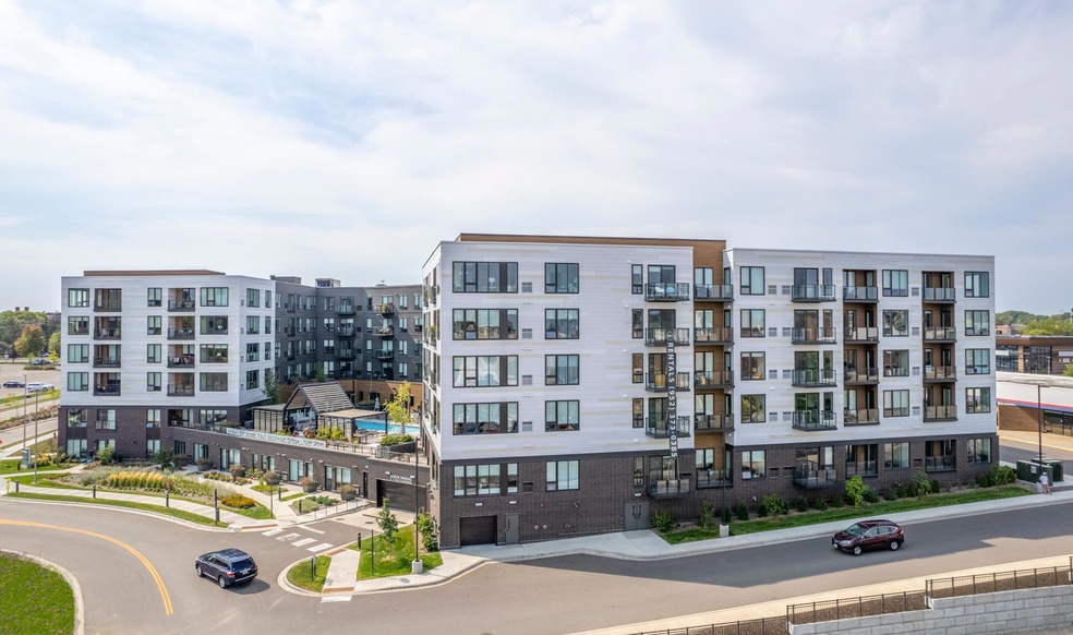 12610 Ridgedale Dr unit 103, Minnetonka, MN 55305 - photo 1