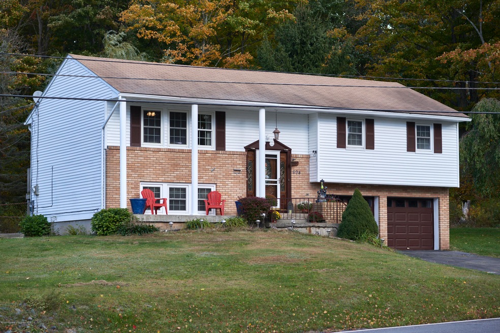 694 Rd 307 Scr Pocono Hwy, Moscow, PA 18444 - photo 1