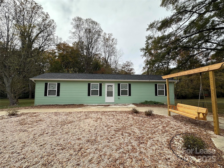 317 W Newton St, Spencer, NC 28159 - photo 1