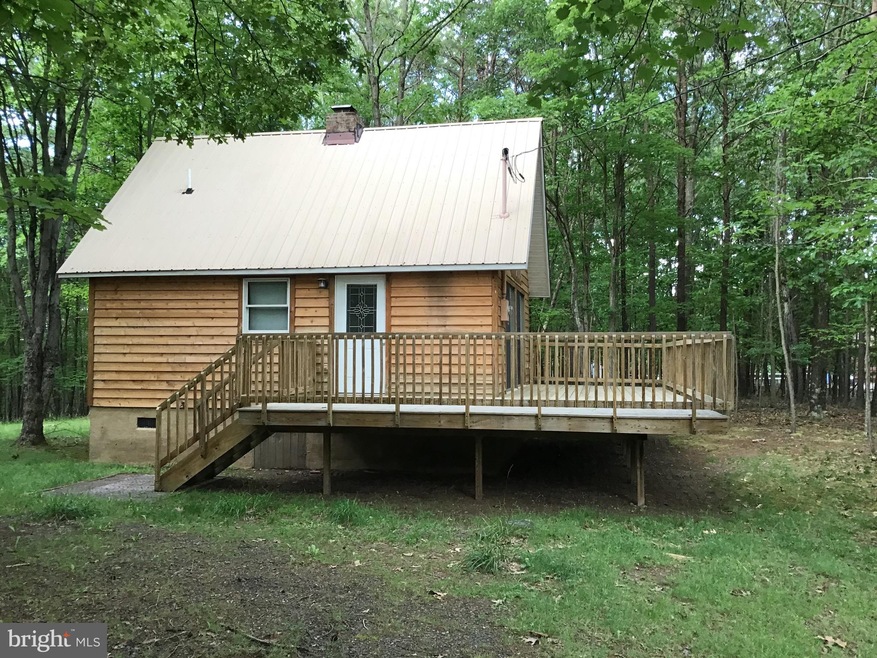 1765 Holly Hill Ln, Berkeley Springs, WV 25411 - photo 1