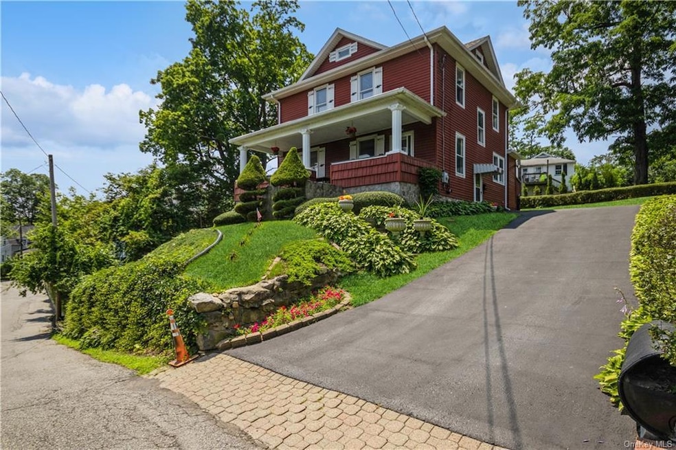 Sold $442,500 • Co-Listing Agent