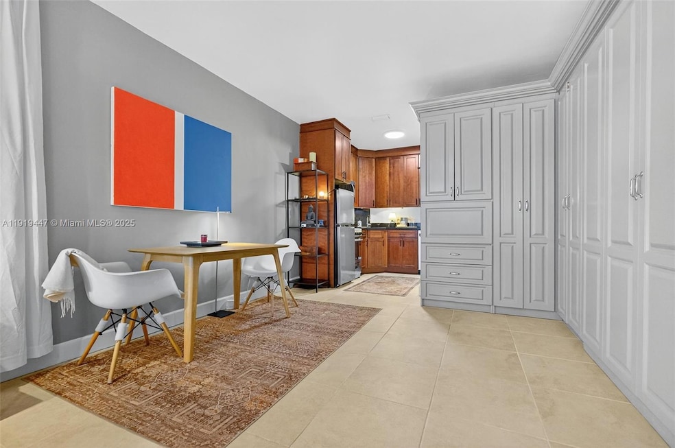 Helen Mar unit 4, Miami Beach, FL 33140 - photo 1