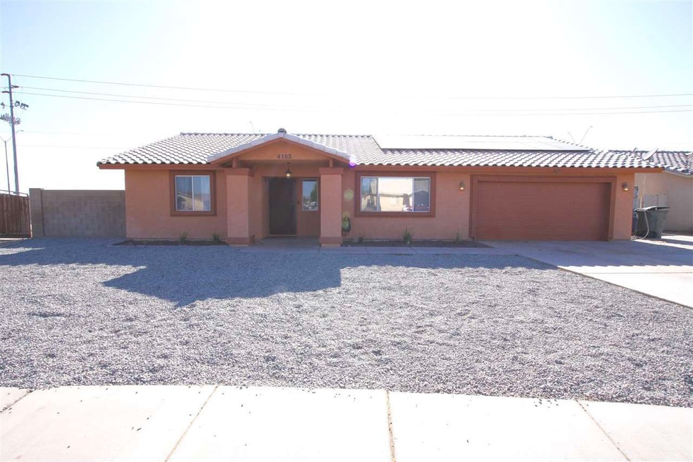 4182 S Jasmine Ave, Yuma, AZ 85365 - photo 1