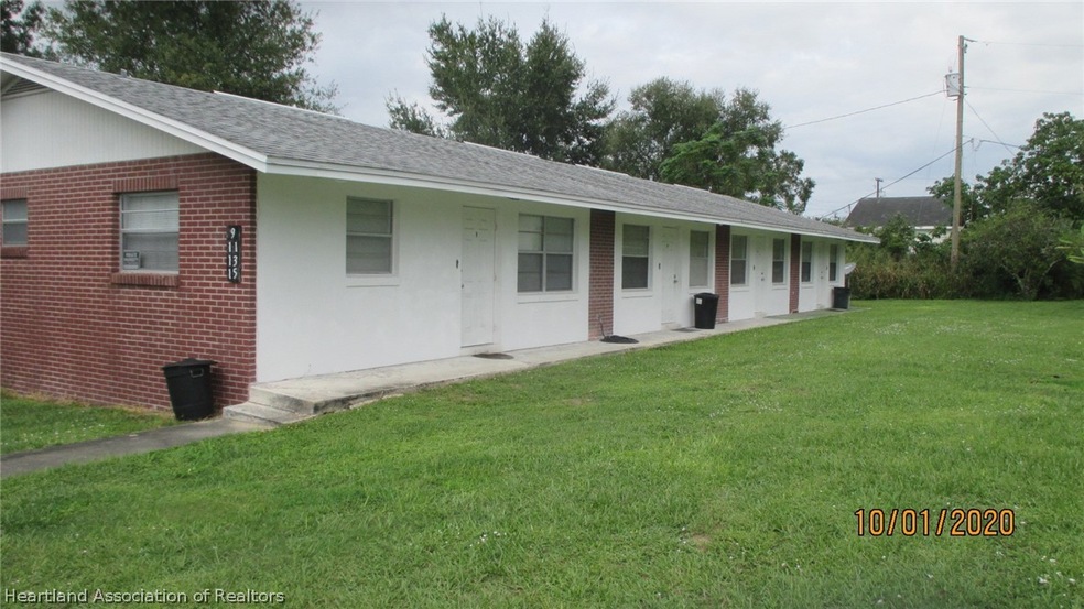 9 E Royal Palm St, Lake Placid, FL 33852 - photo 1