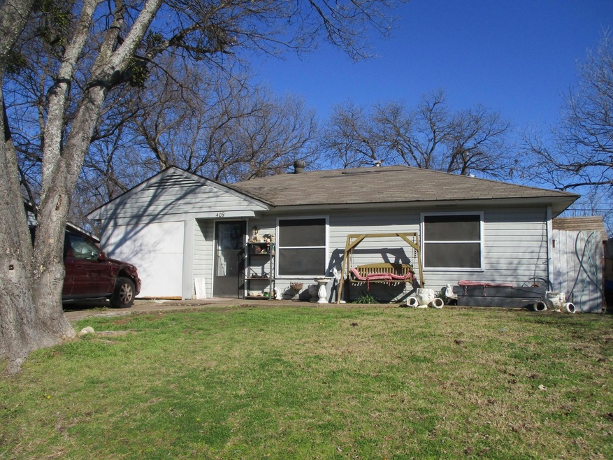 409 Arrowhead Trace, Grand Prairie, TX 75051 - photo 1