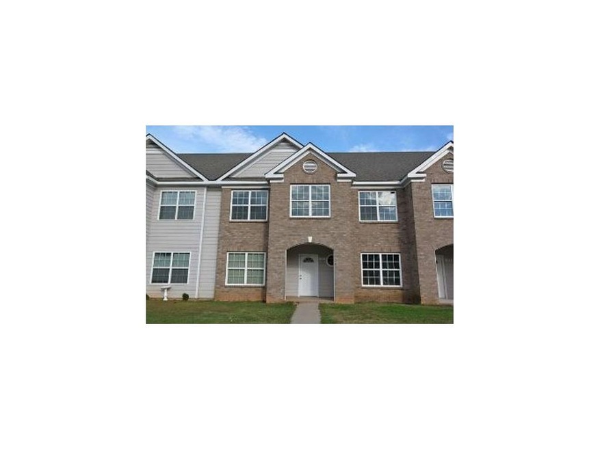 107 Nizzear Ln, Carrollton, GA 30117 - photo 1